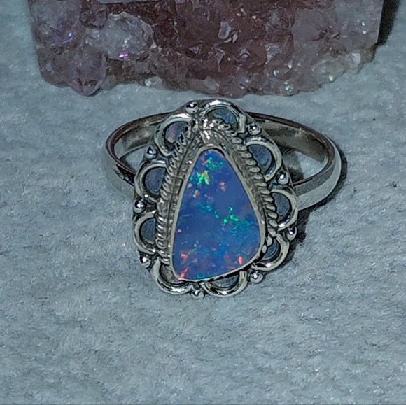 Jewelry - Elegant Australian Opal Silver Ring Size 7.5